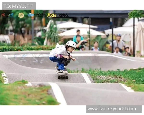 成都滑板队实力提升引发热议滑板文化新风潮